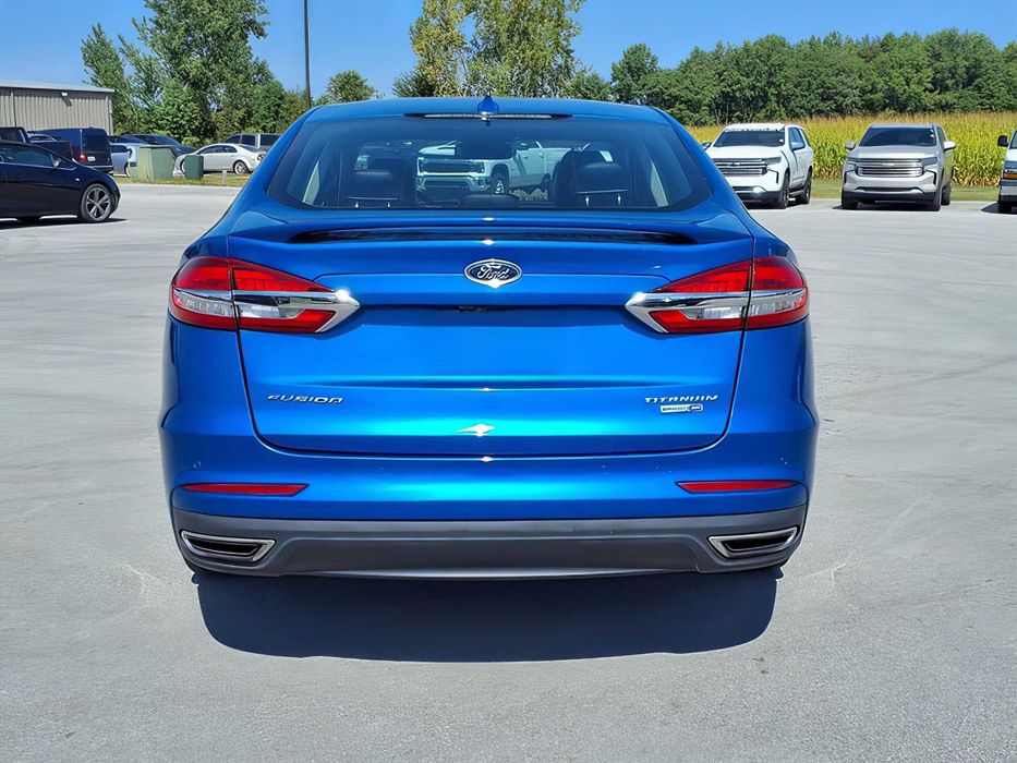 Ford Fusion      2020