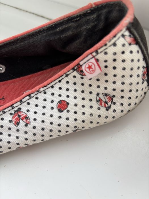 Damskie baleriny kultowej marki converse