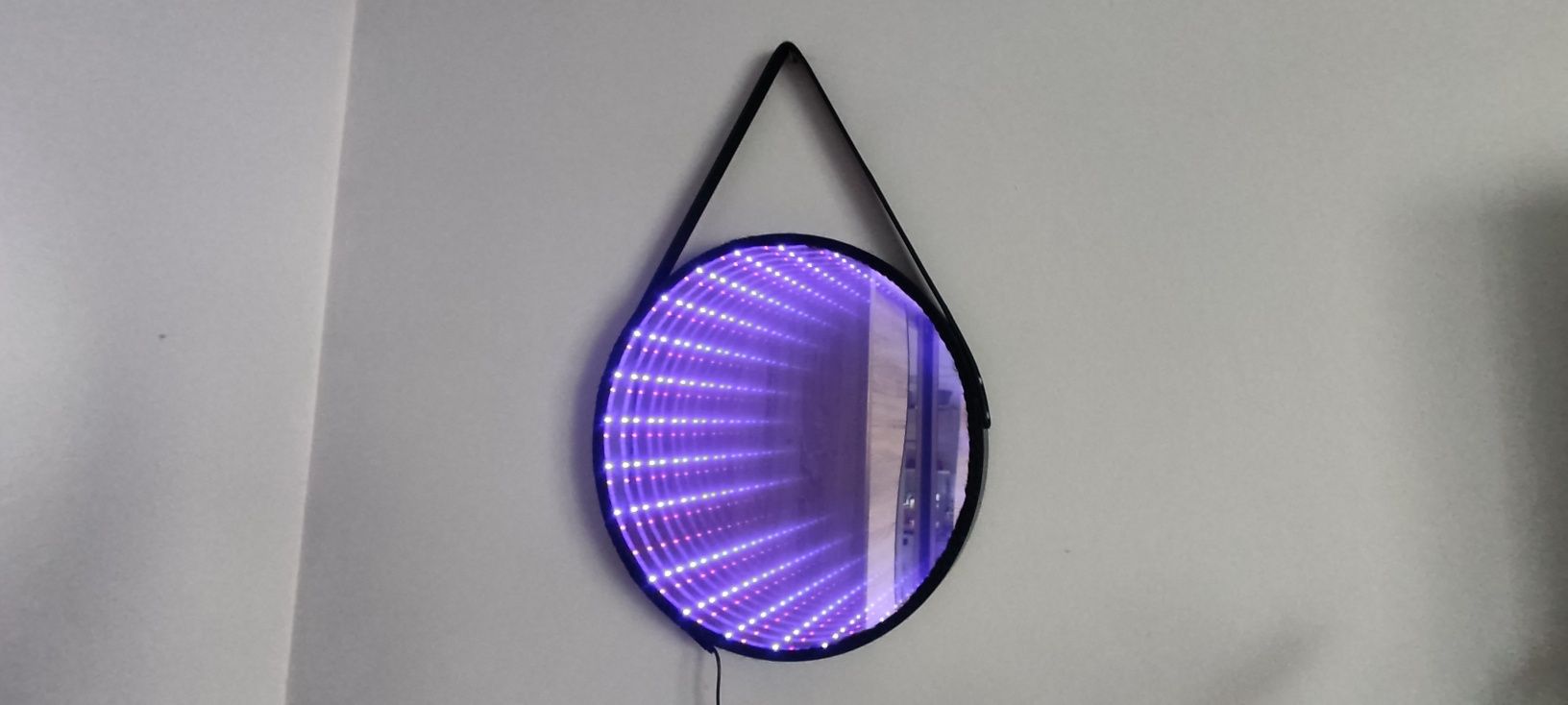 Lustro nieskończoności LED RGB