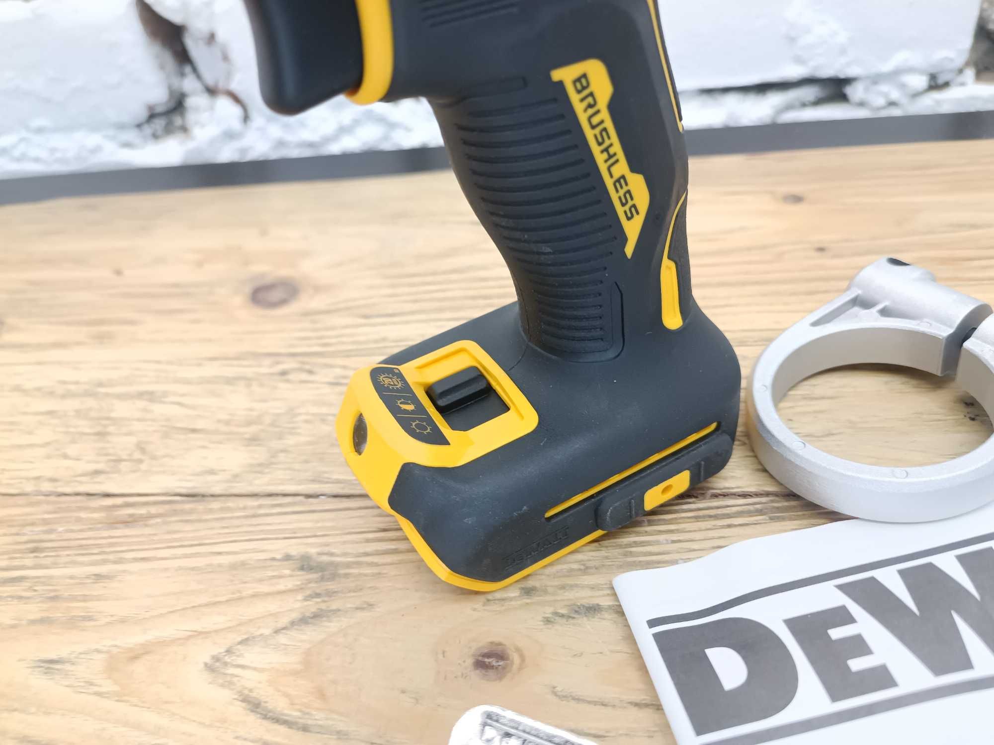 Ударний дриль-шуруповерт Dewalt 20v DCD998 з США MADE IN MEXICO