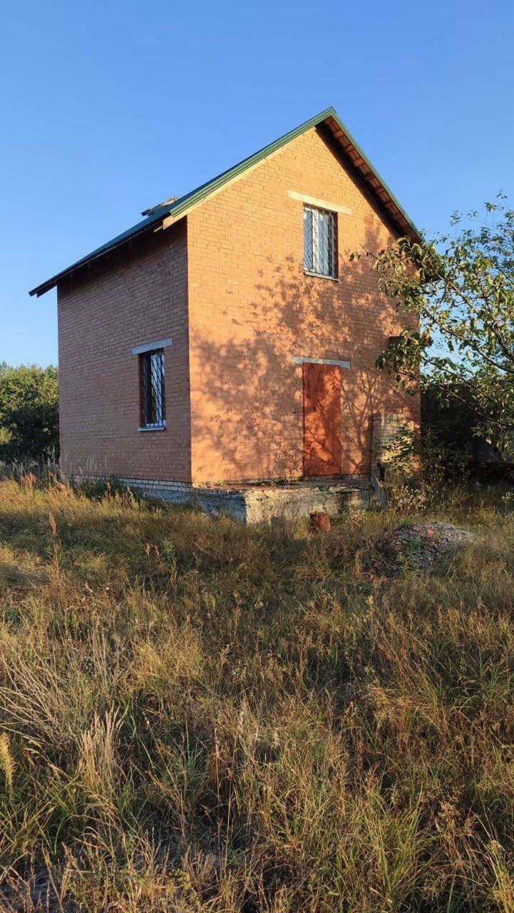 Продам будинок з ділянкою. Село Гавронщина, Київська вул.