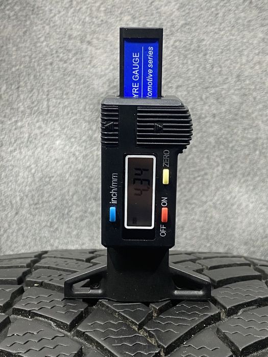 ‼️ЗИМОВА РЕЗИНА‼️ Bridgestone • 225/45 R18 АРТ:078
