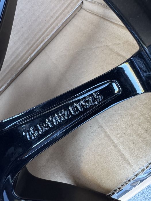 Felgi mercedes 17 cali  jak nowe