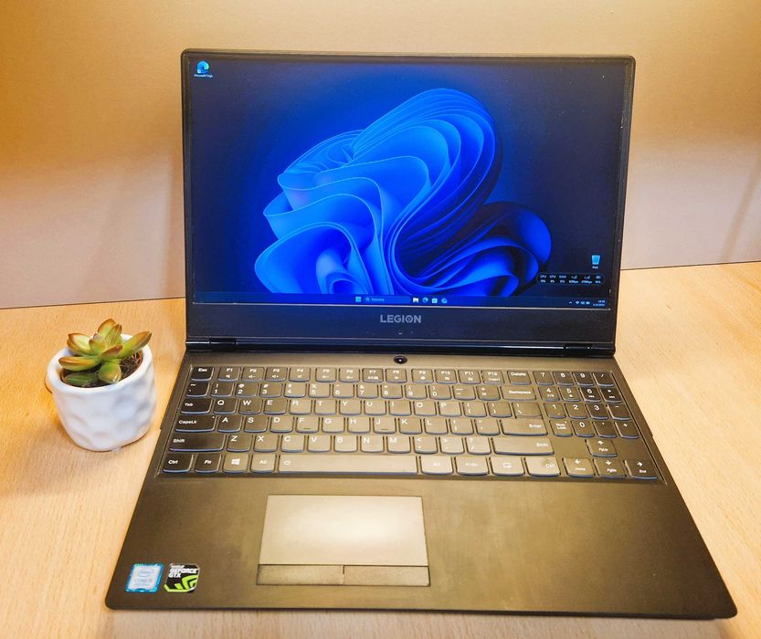 Lenovo Legion Y530 i5-8300H * GTX1050 * 32GB RAM * 512GB SSD + 1TB HDD
