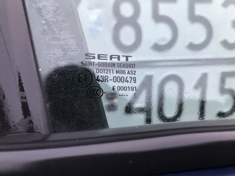 Дверка передня права, крило праве Seat Ibiza 6J