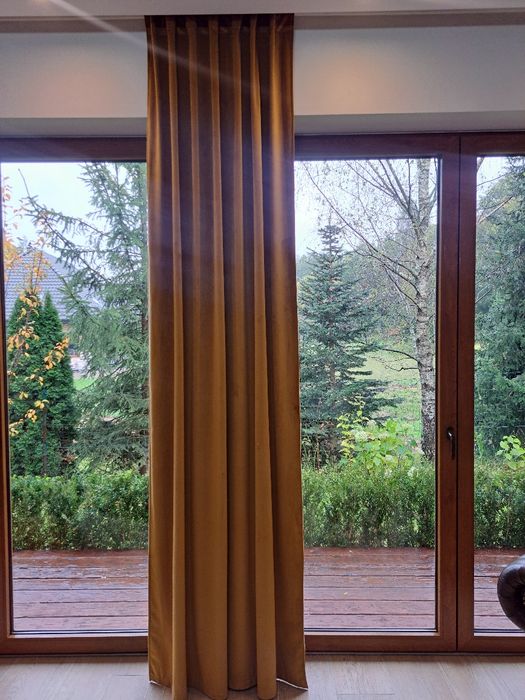 Zasłony welurowe ,pled,poszewki.