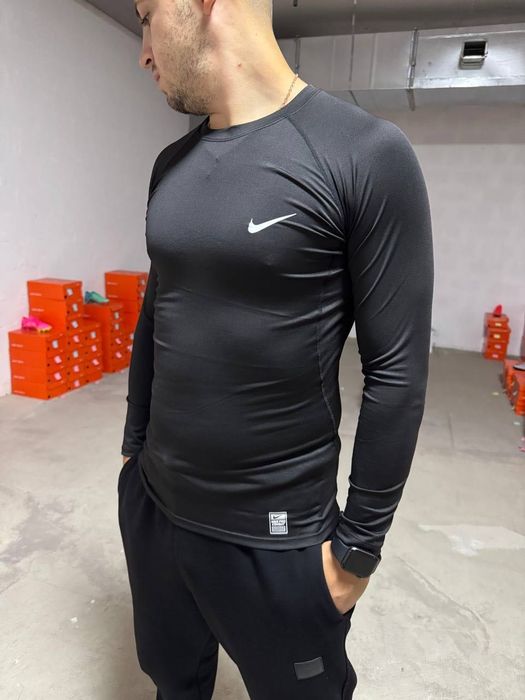 АКЦІЯ! Термобілзина Nike Pro Combat (чорна) розміри: XS-XXL