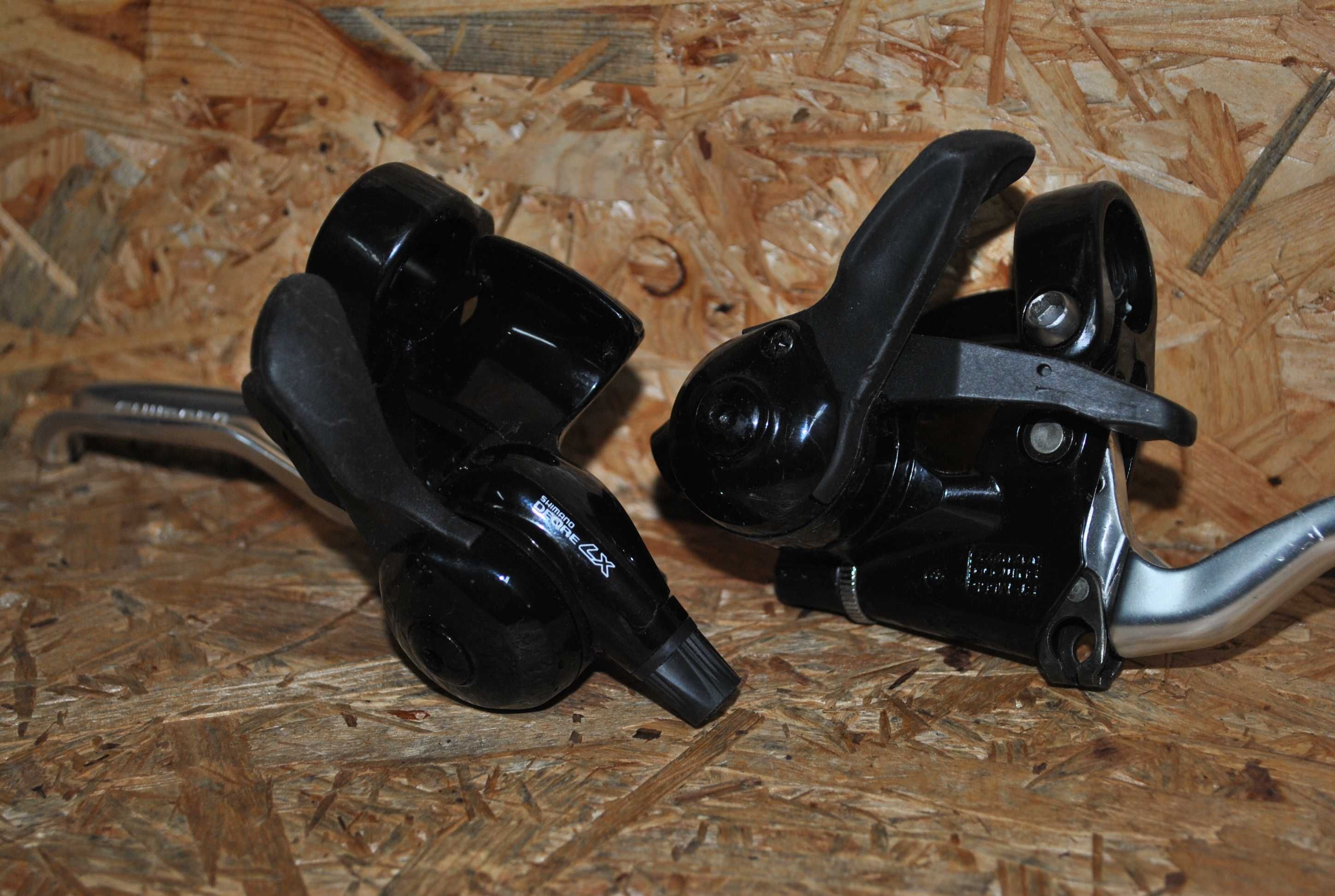 Klamkomanetki Shimano DEORE LX, ST-M565, 3/8