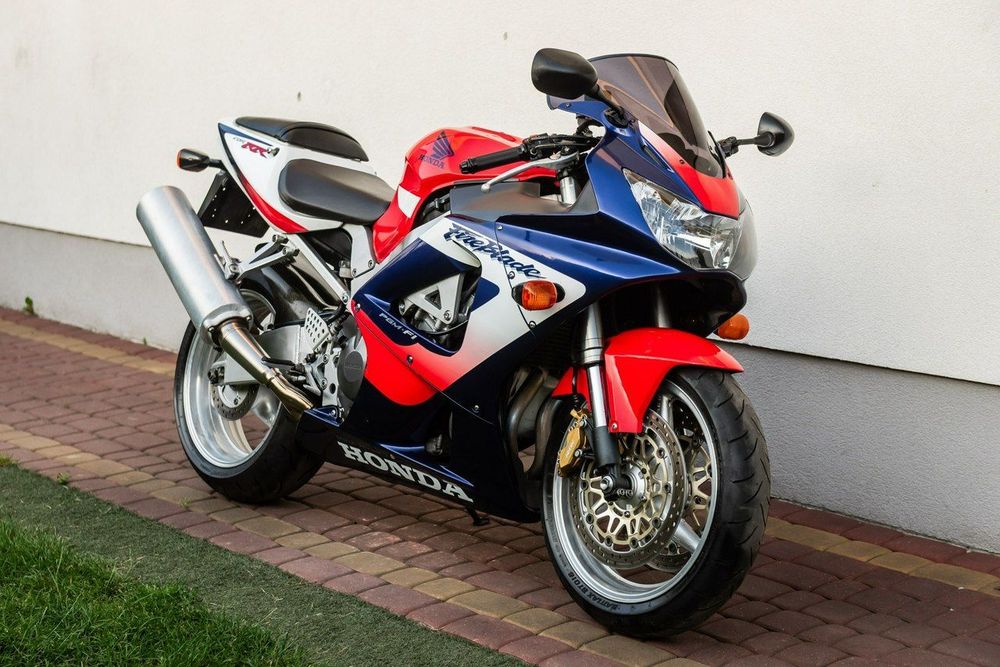 Honda CBR 929 RR 2000 SC 44 Raty Transport Największy Wybór Motocykli W PL