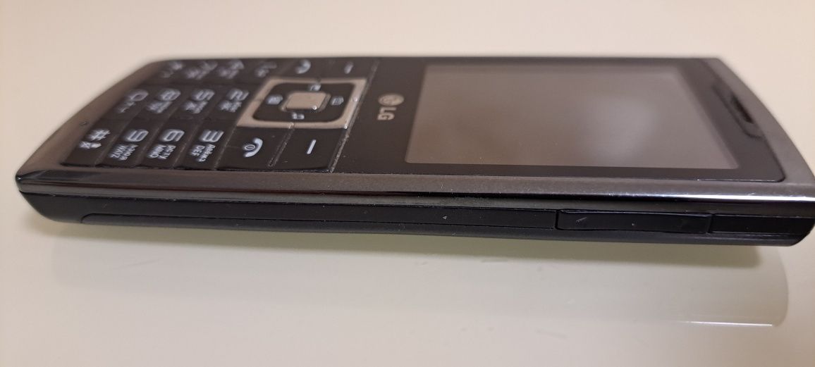 Мобильный телефон LG S310 Silver