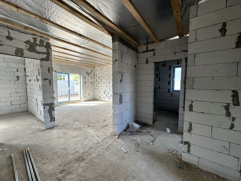 Продаж будинку ТОП локація з ценральною водичкою