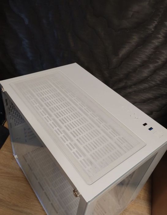 Комп'ютерний корпус CoolMen