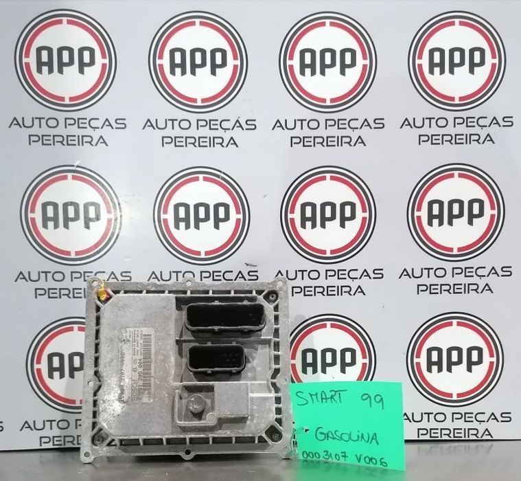Centralina motor Smart Fortwo de 1999, gasolina referência 0003107V006, 0261205004.