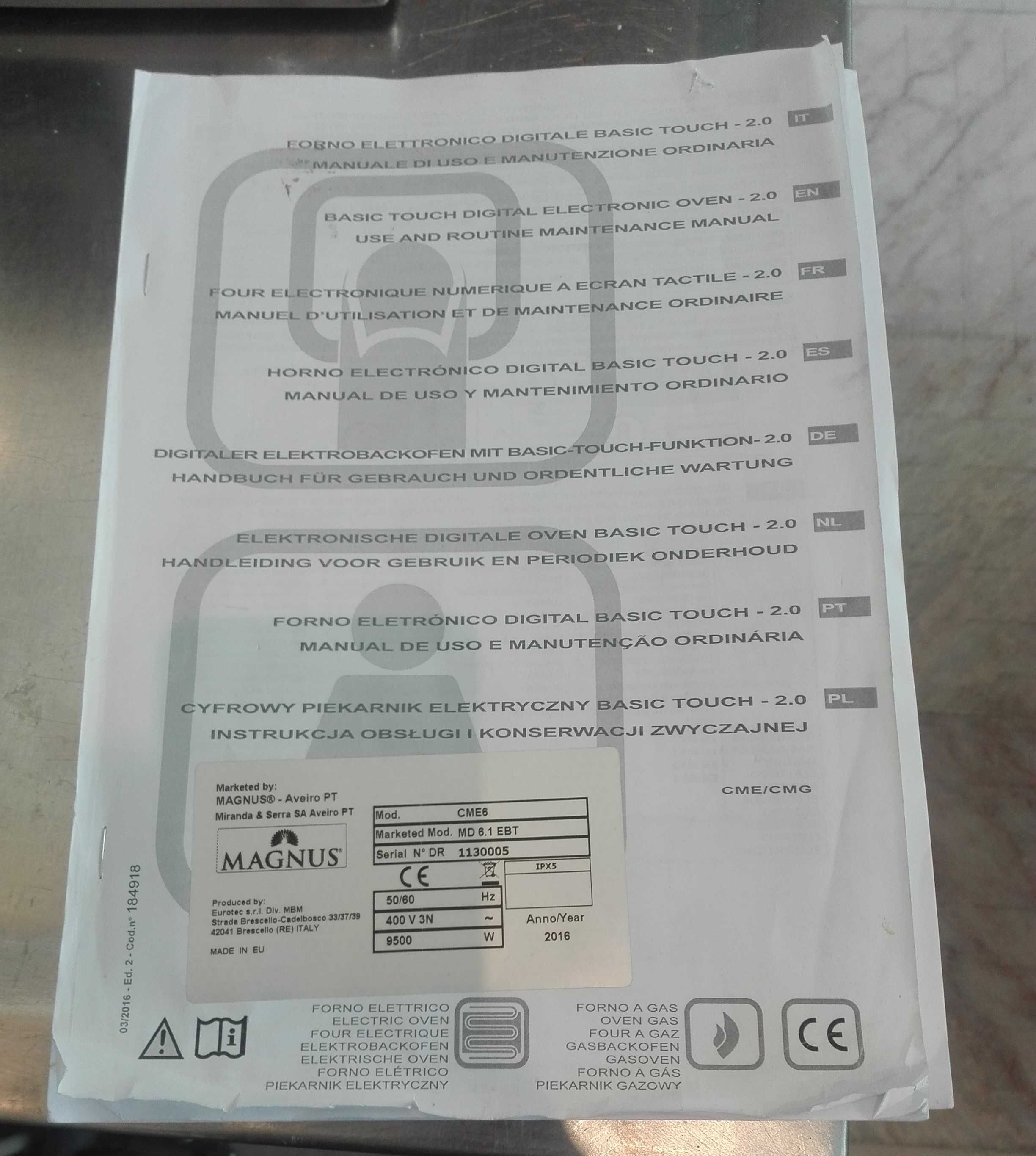 Forno Magnus convector com bancada.