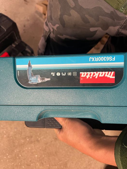 Aparefusadora makita