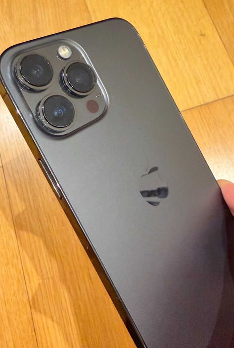 iPhone 13 pro max excelente estado, com acessórios,