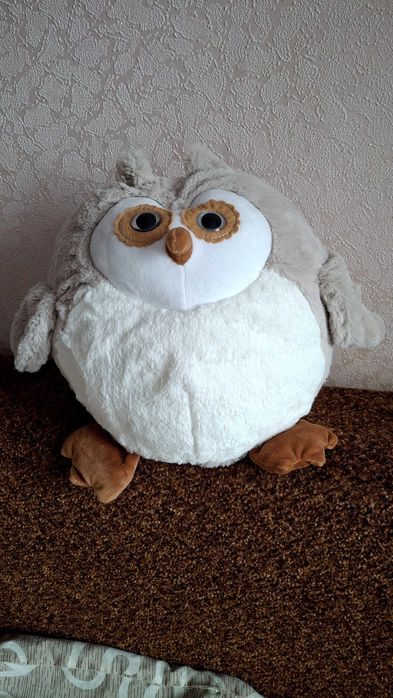 М'яка іграшка Сова. Діаметр 84 см, висота 28 см