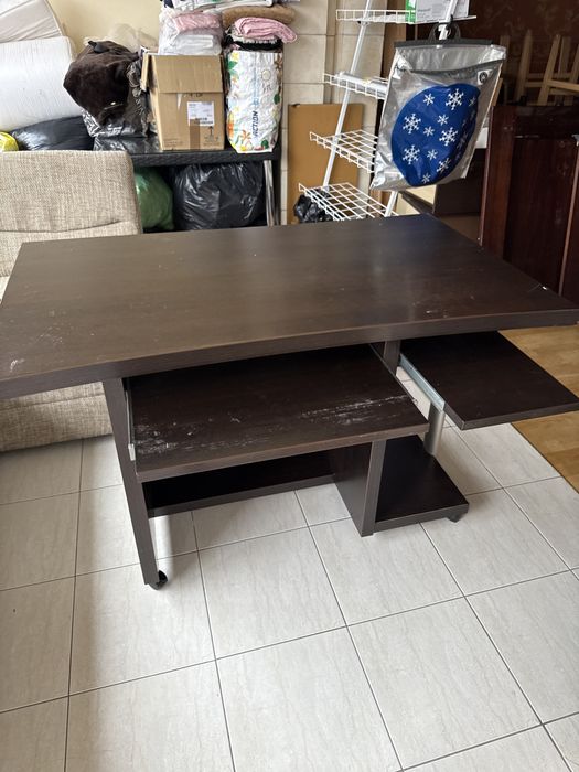 Компютерний стіл