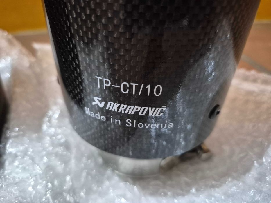 Ponteiras Escape Carbono AKRAPOVIC ref. TP-CT/10