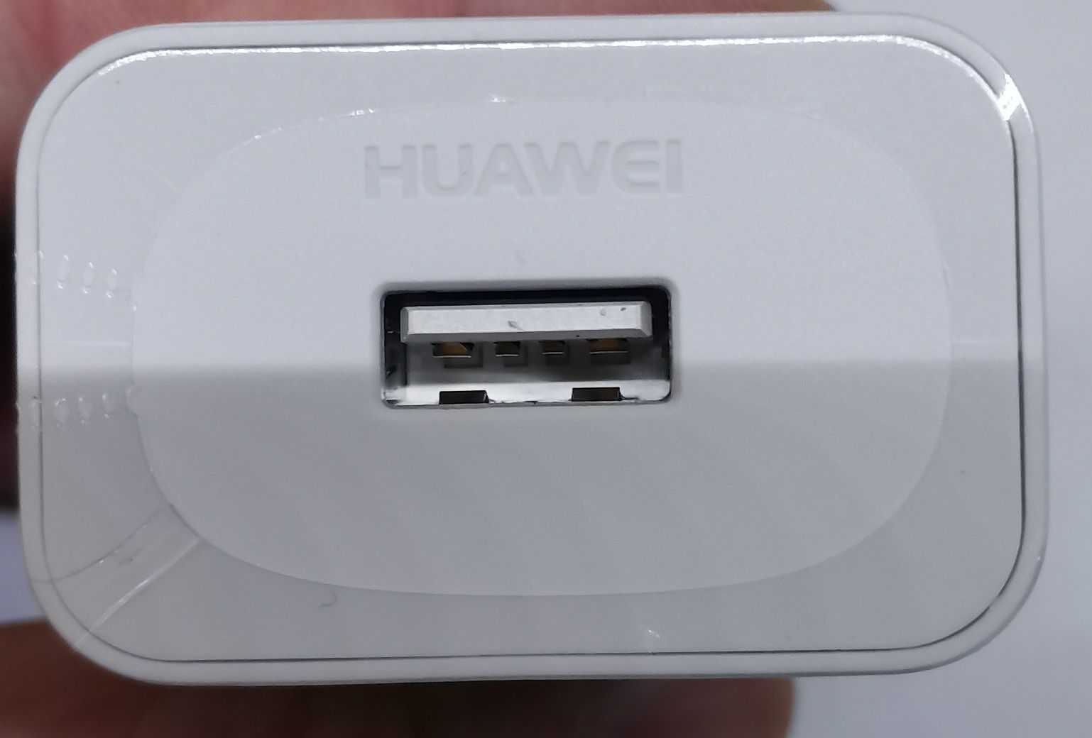Оригинальная зарядка Huawei hw-050450e01