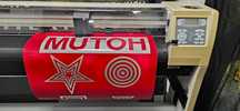 MUTOH AC 1000 Ploter tnący i do rysowania wykrojów karuzela 8 narzędzi
