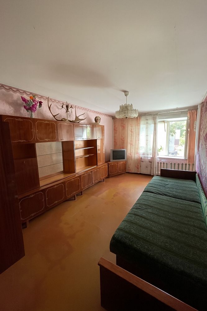Продам 3-х кімнатну квартиру, вул. Молодіжна