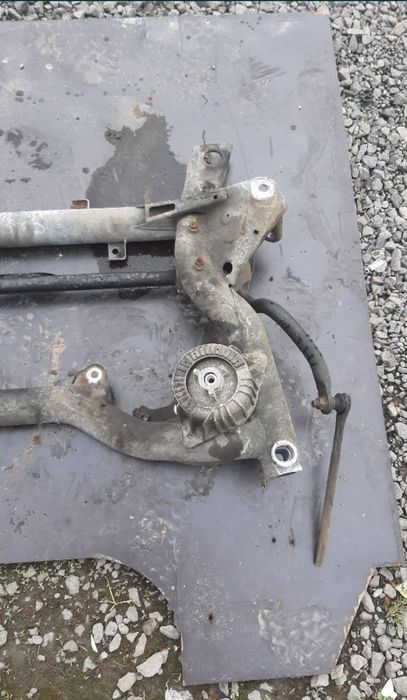 Передній підрамник Mercedes E-class w212