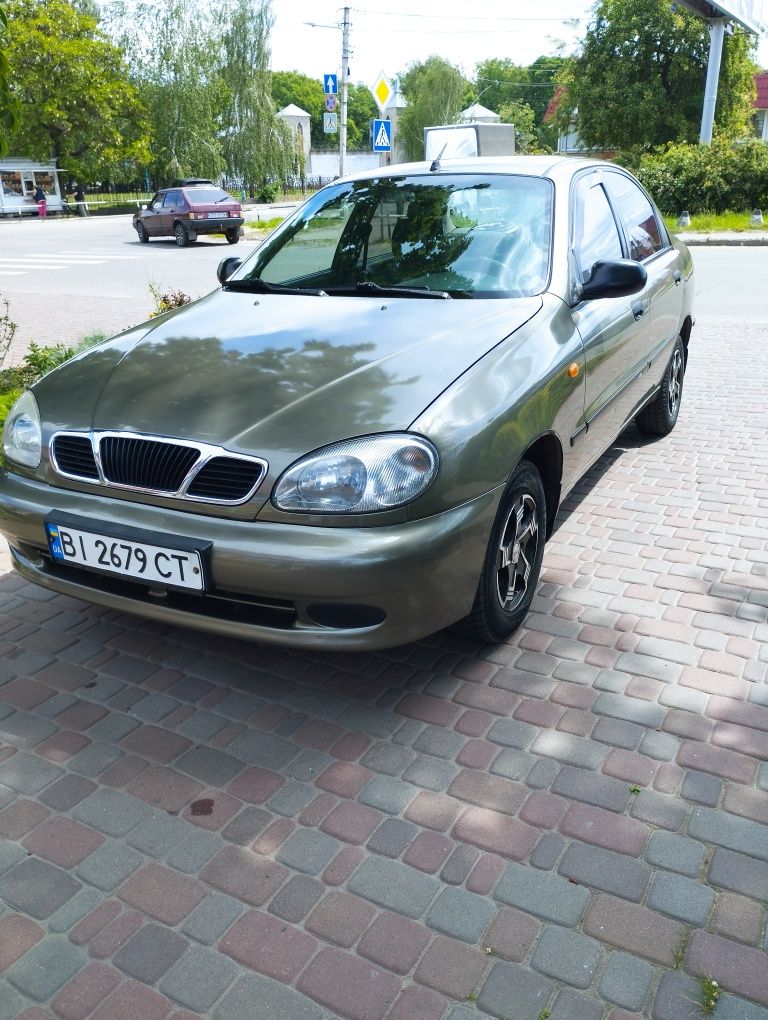 Авто DAEWOO Sens 2003 р.в,економний 1.3 бензин в Гарному стані