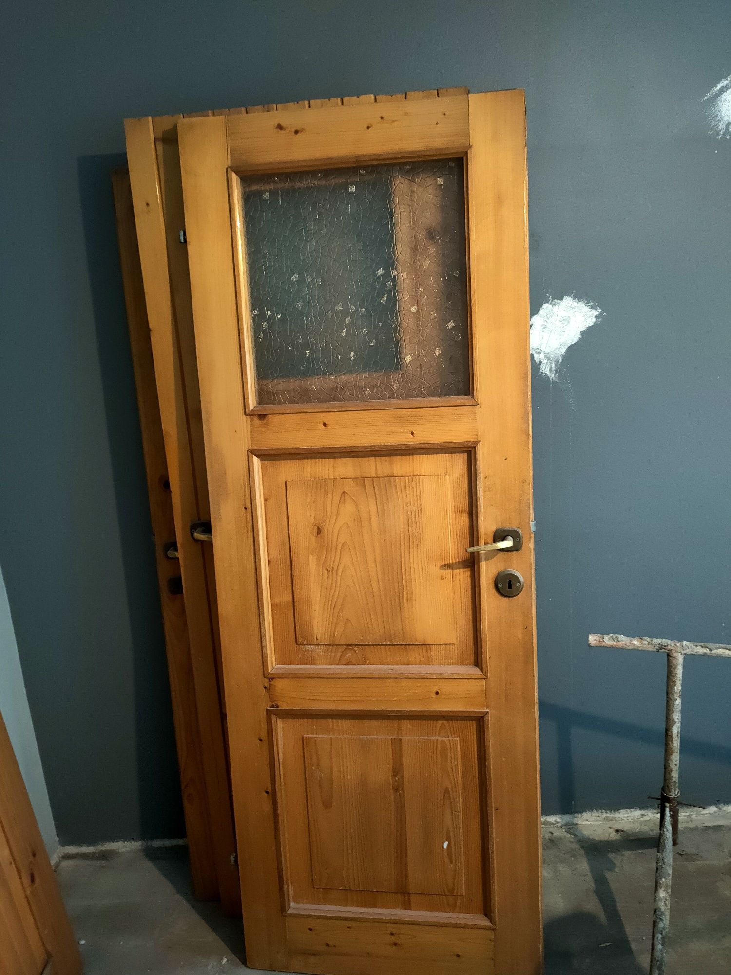 Drzwi wewnętrzne drewniane sosna
