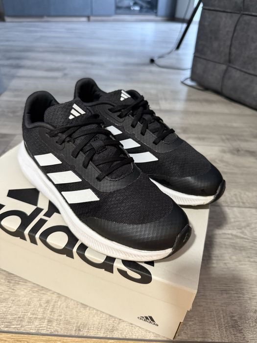 Кросівки adidas оригінал