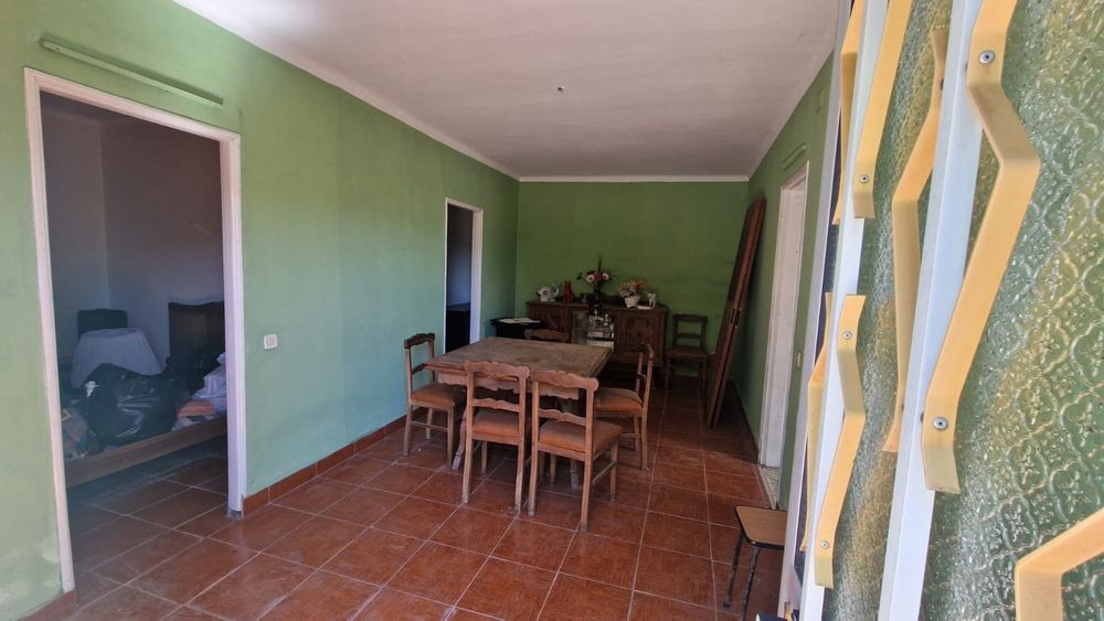 Moradia para Restauro em Ruivais - Ferreiros de Tendais