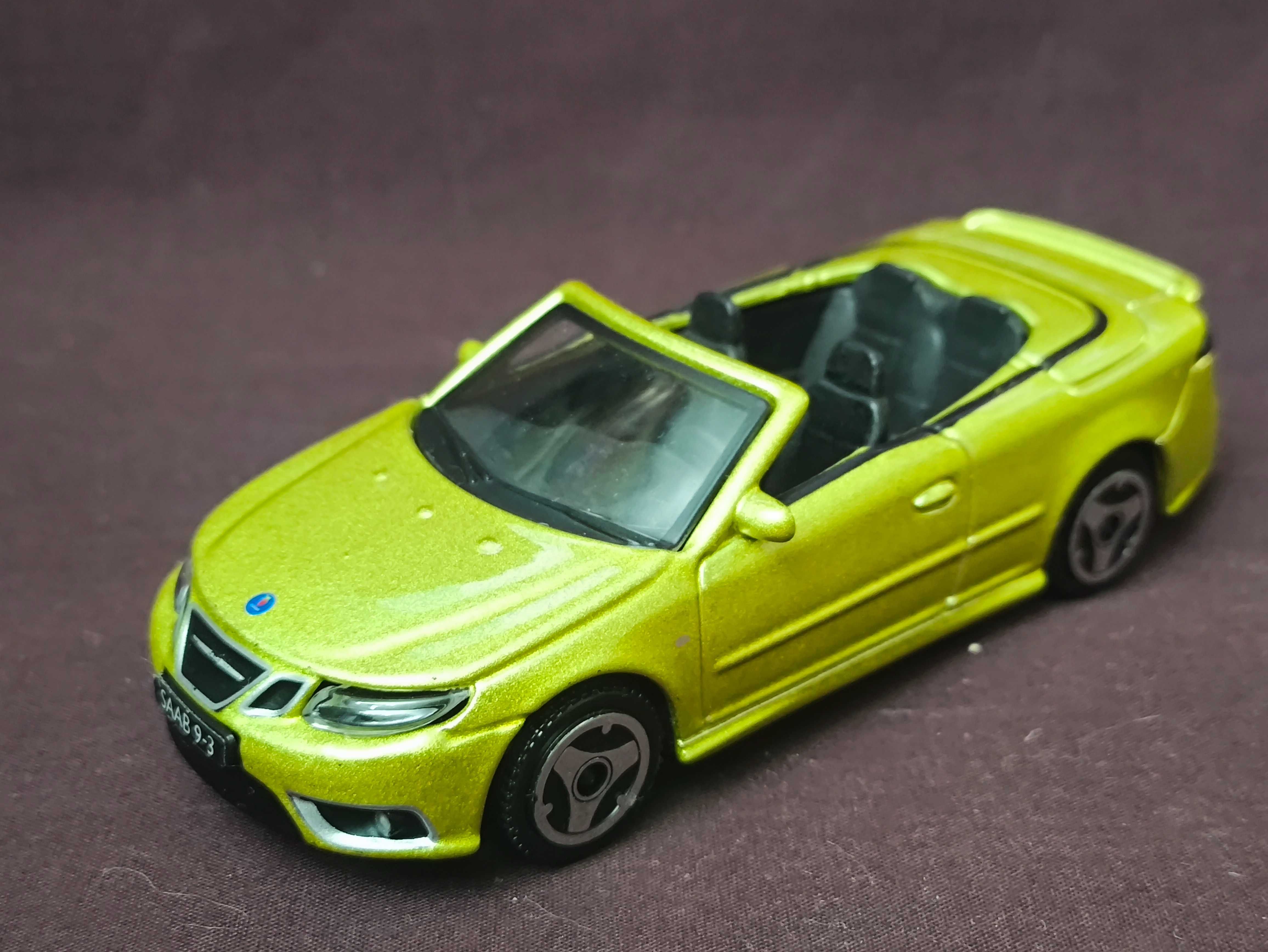 Машинка Saab 9-3 Cabriolet Aero 1:43 Bburago