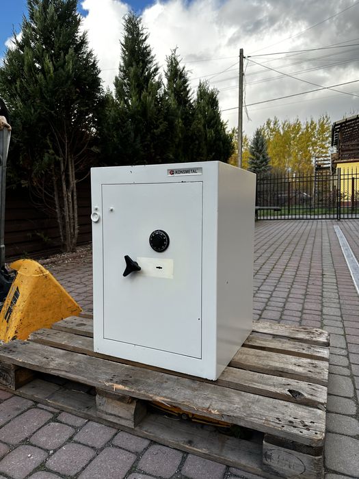 OKAZJA!! Sejf Duży  Bankowy Konsmetal - Zadbany!!