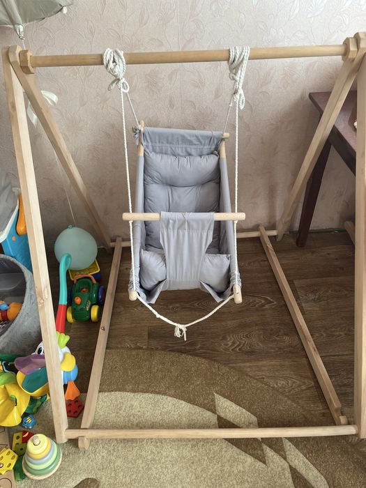 Гойдалка для діток