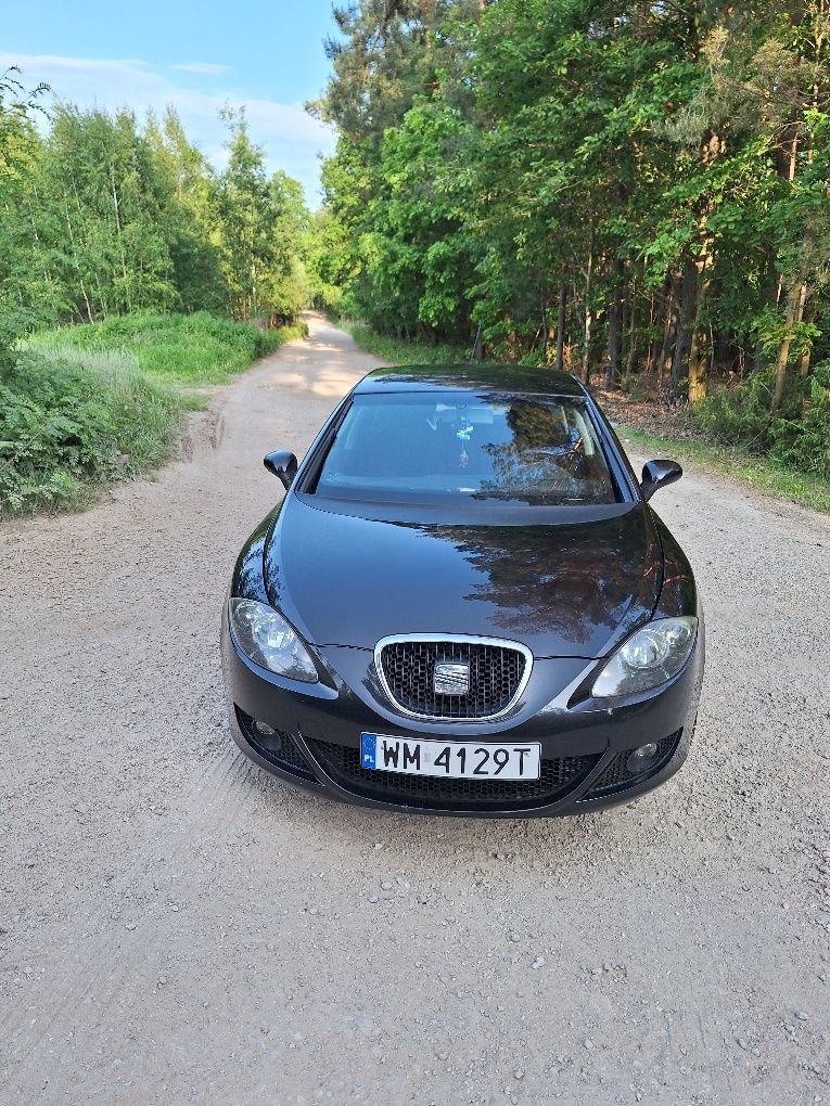 Seat leon 2  2.0 FSI benzyna  2006