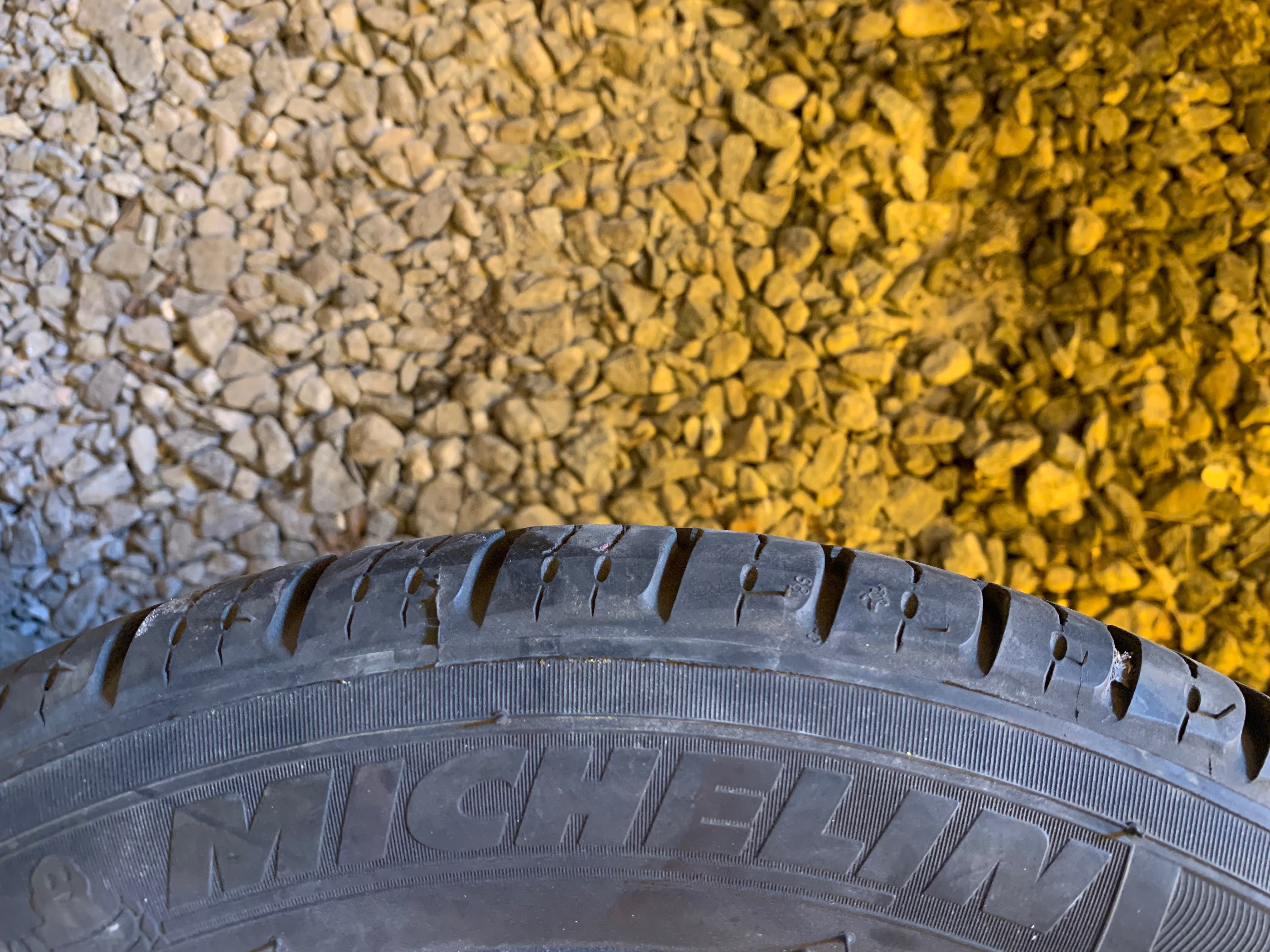 Літня резина мішілін 165 60 R14
