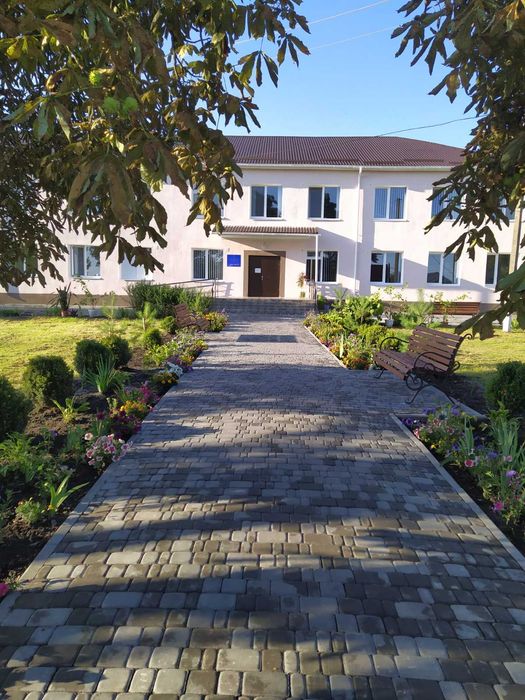 Продажа!  Чотирьох кімнатна квартира 85м2 в смт.  Гребінки.