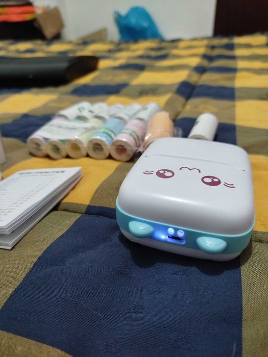 Mini Impressora Térmica Portátil com 13 Rolos (Não precisa Tinteiro)