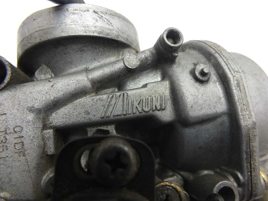 Suzuki GS 500 01- gaźniki komplet