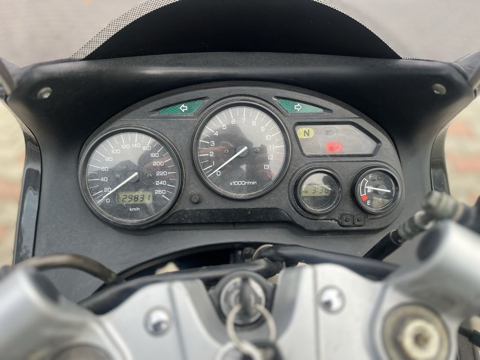 Suzuki GSX750F katana