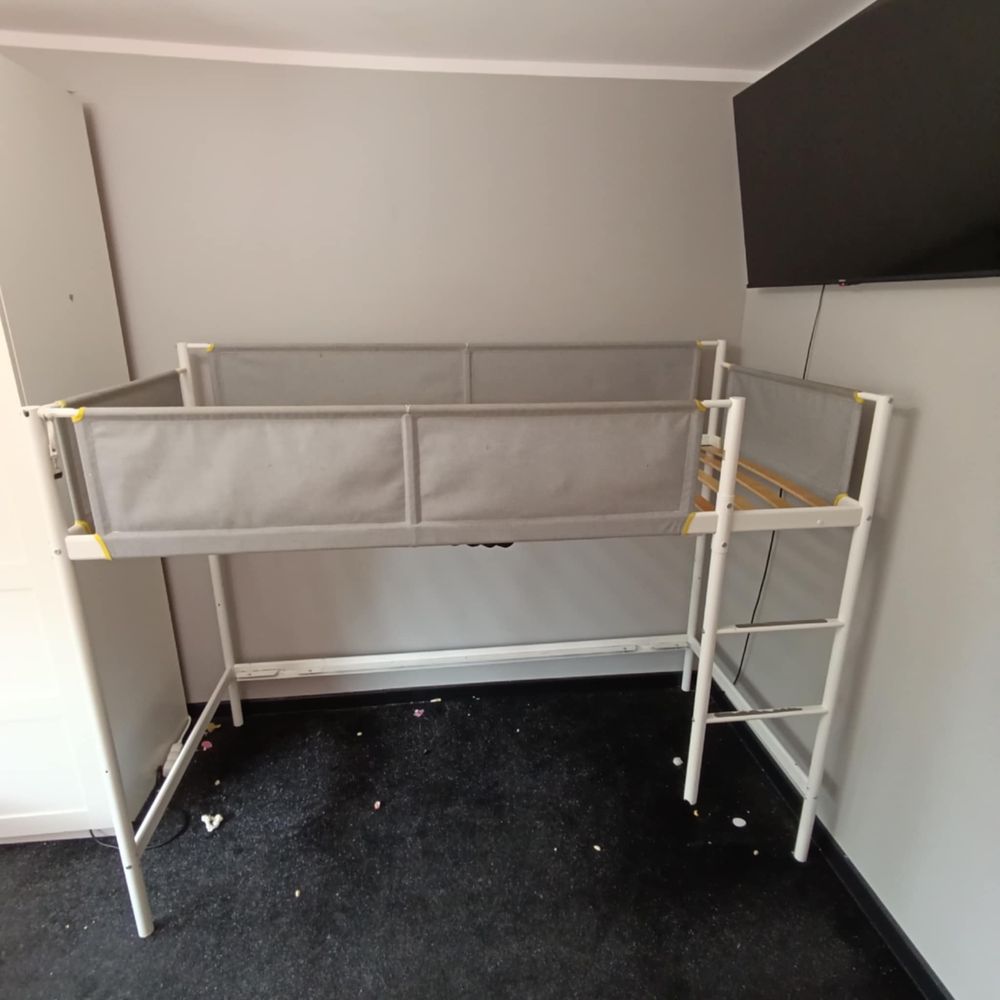 Łóżko piętrowe ikea