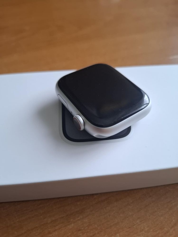 Apple watch S 9 45mm GPS/Cellular + akcesoria