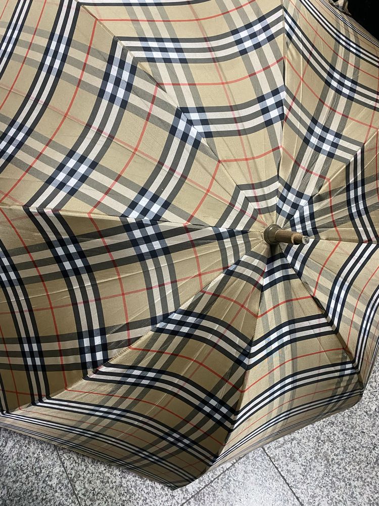 Melhor oferta guarda chuva burberry