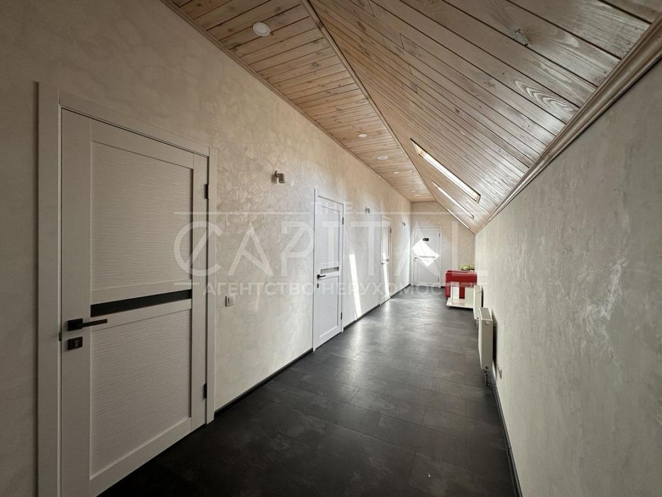 Продаж офісу, вул. Прирічна, Оболонь, Київ