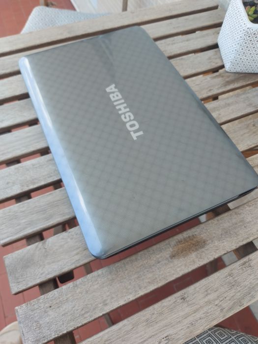 Computador Toshiba