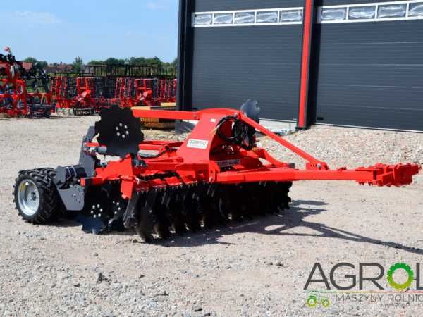 Agregat talerzowy półzawieszany Euro-Masz wał opnowy talerz fi 560