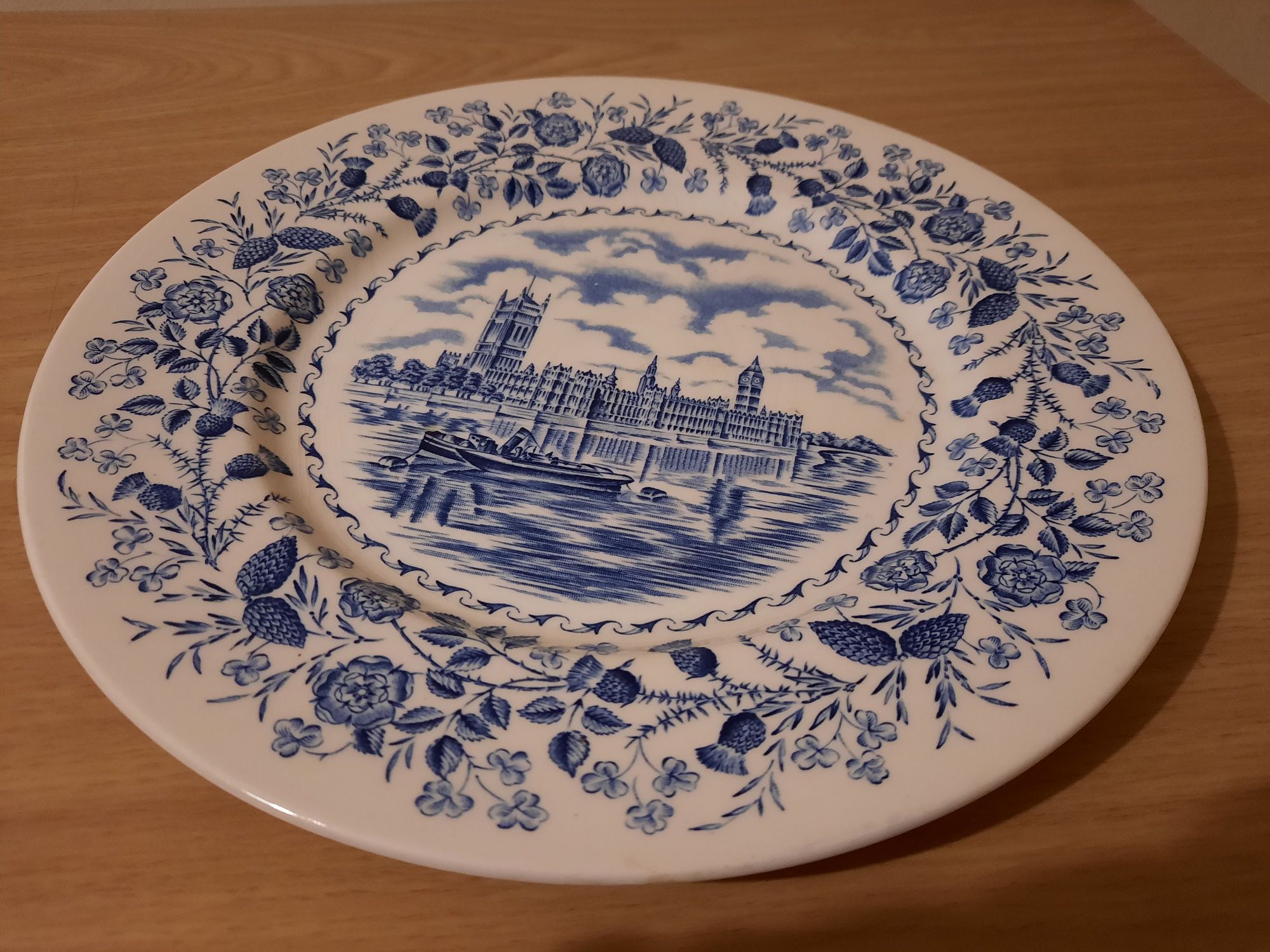 Prato porcelana Inglesa Scenes of London