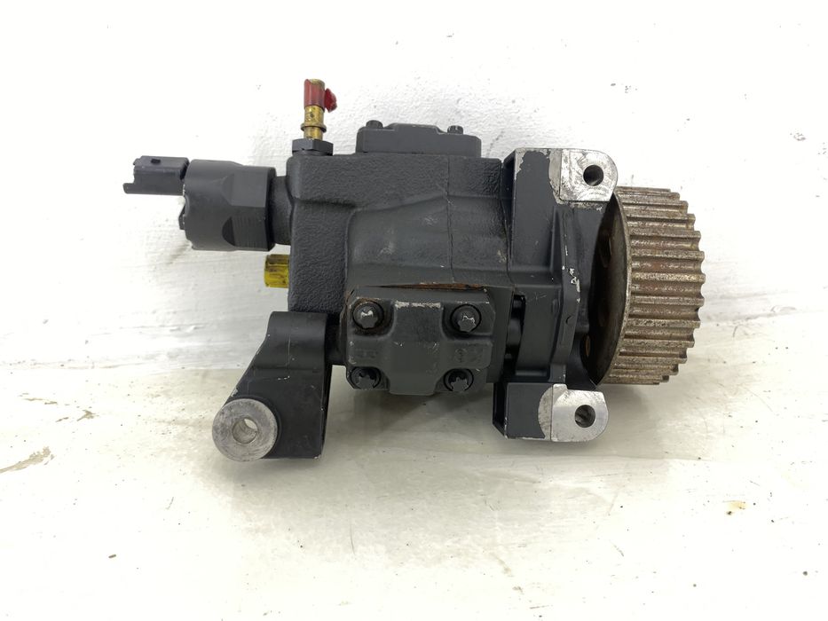 Renault Laguna III Trafic Scenic II pompa paliwa wtryskowa 1.5 DCI