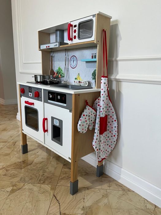 Drewniana kuchnia dla dzieci Playtive z akcesoriami, LED i dźwiękiem