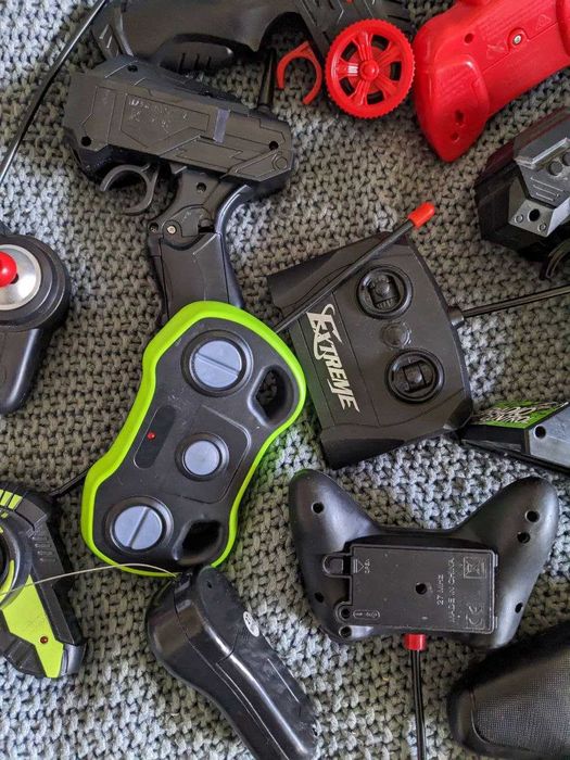 Машина на радіокеруванні off road, ексковатор, пульт ціна за весь лот